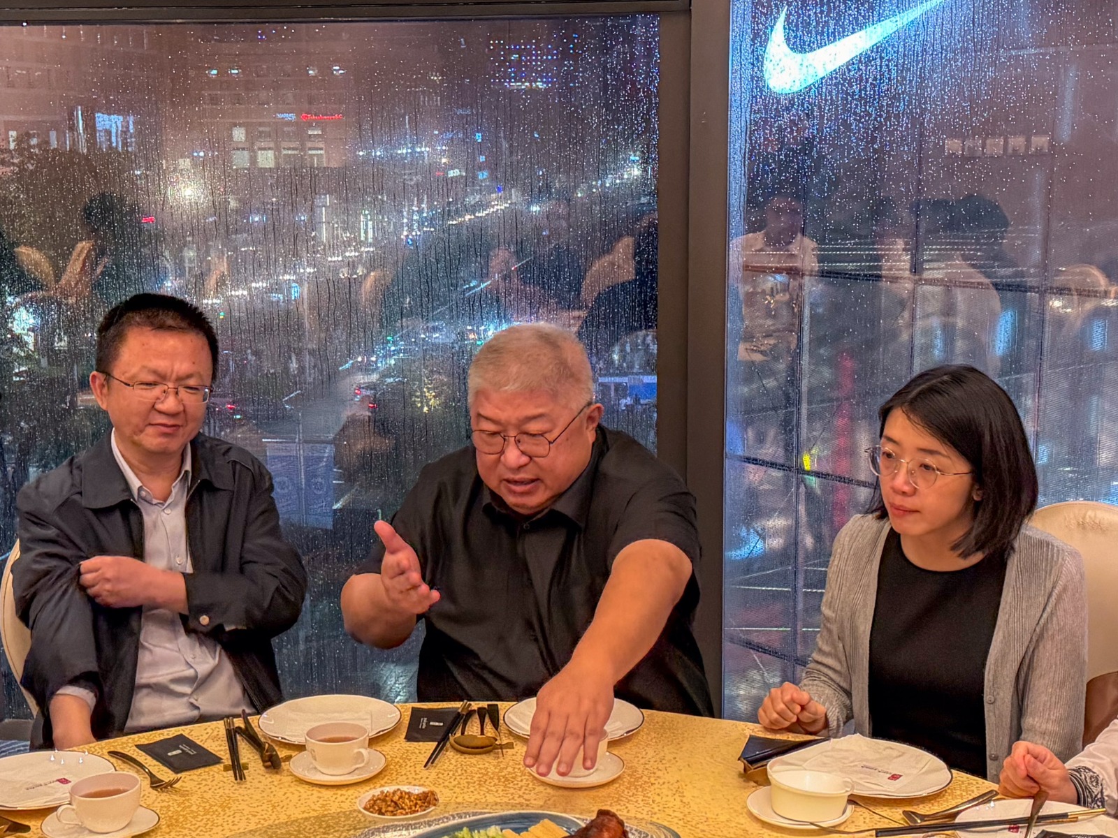 WhatsApp Image 2026 04 27 at 18.05.53 (1)